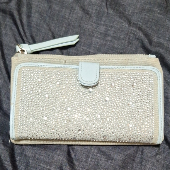 No Boundaries Handbags - Elegant Beige and Light Blue Clutch
